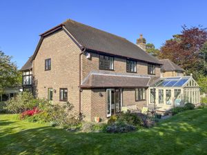 Photo 17- click for photo gallery